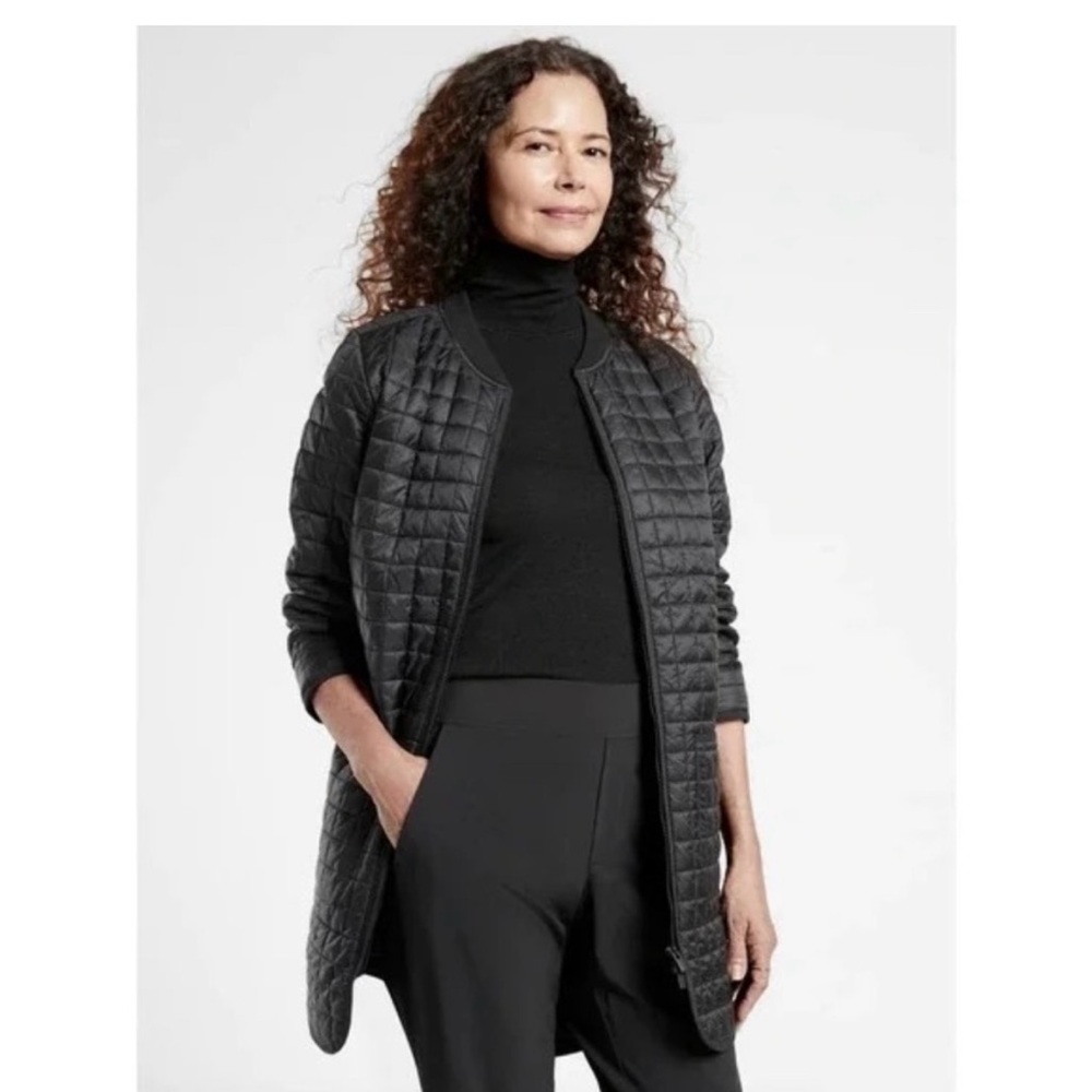 Athleta Grandview Primaloft Shell